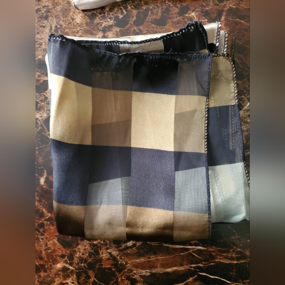 4 Women's Silky Sheer Scarves Scarf Wrap - Picture 2 of 13